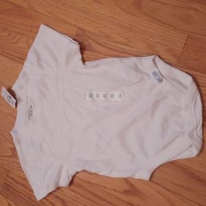 NEW 6-9mos white onesie top shirt by PLACE